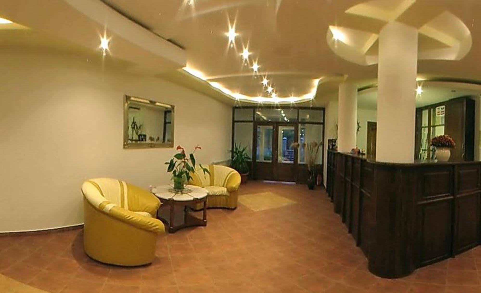 Hotel Wels Băltenii de Sus Εξωτερικό φωτογραφία