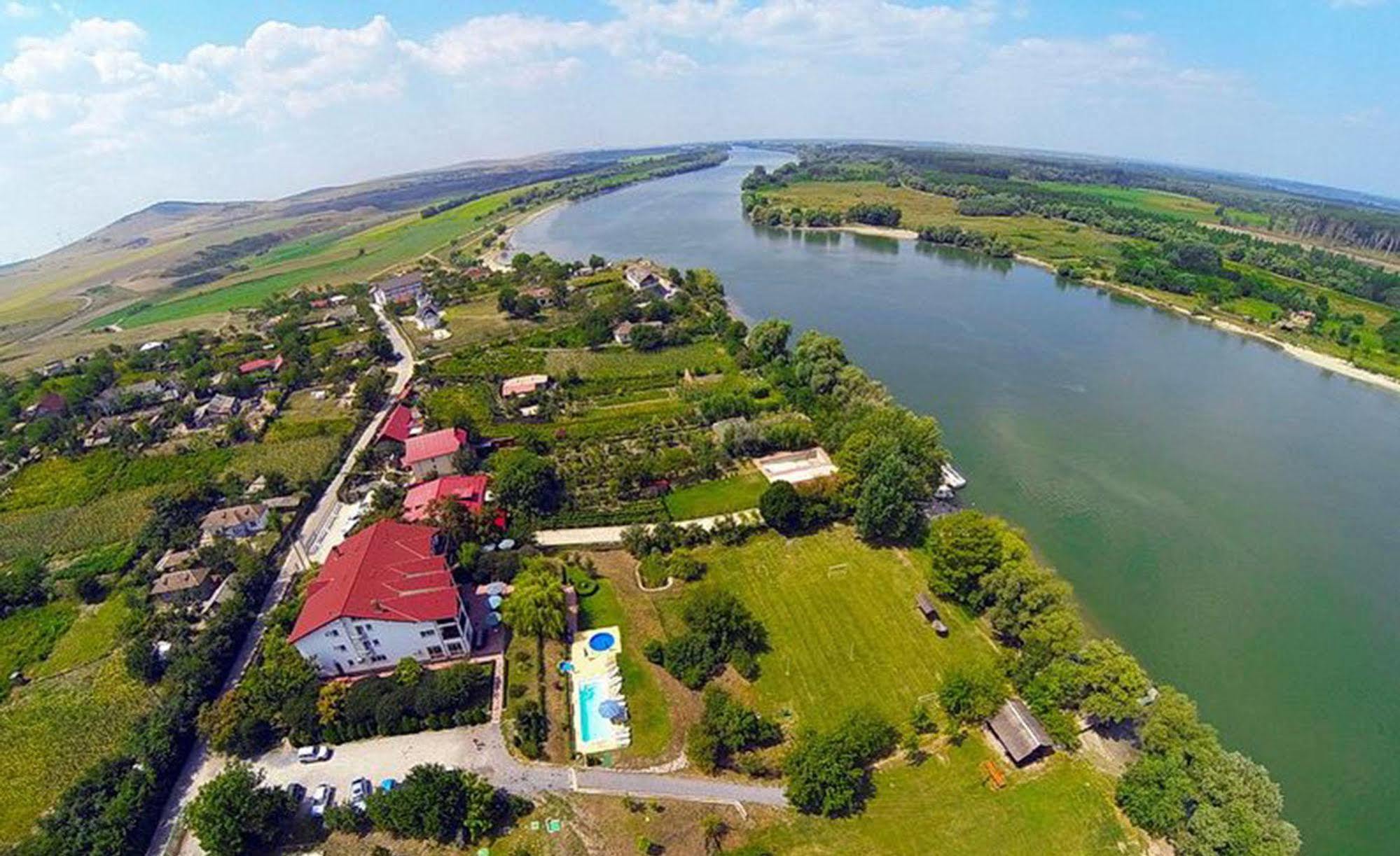 Hotel Wels Băltenii de Sus Εξωτερικό φωτογραφία
